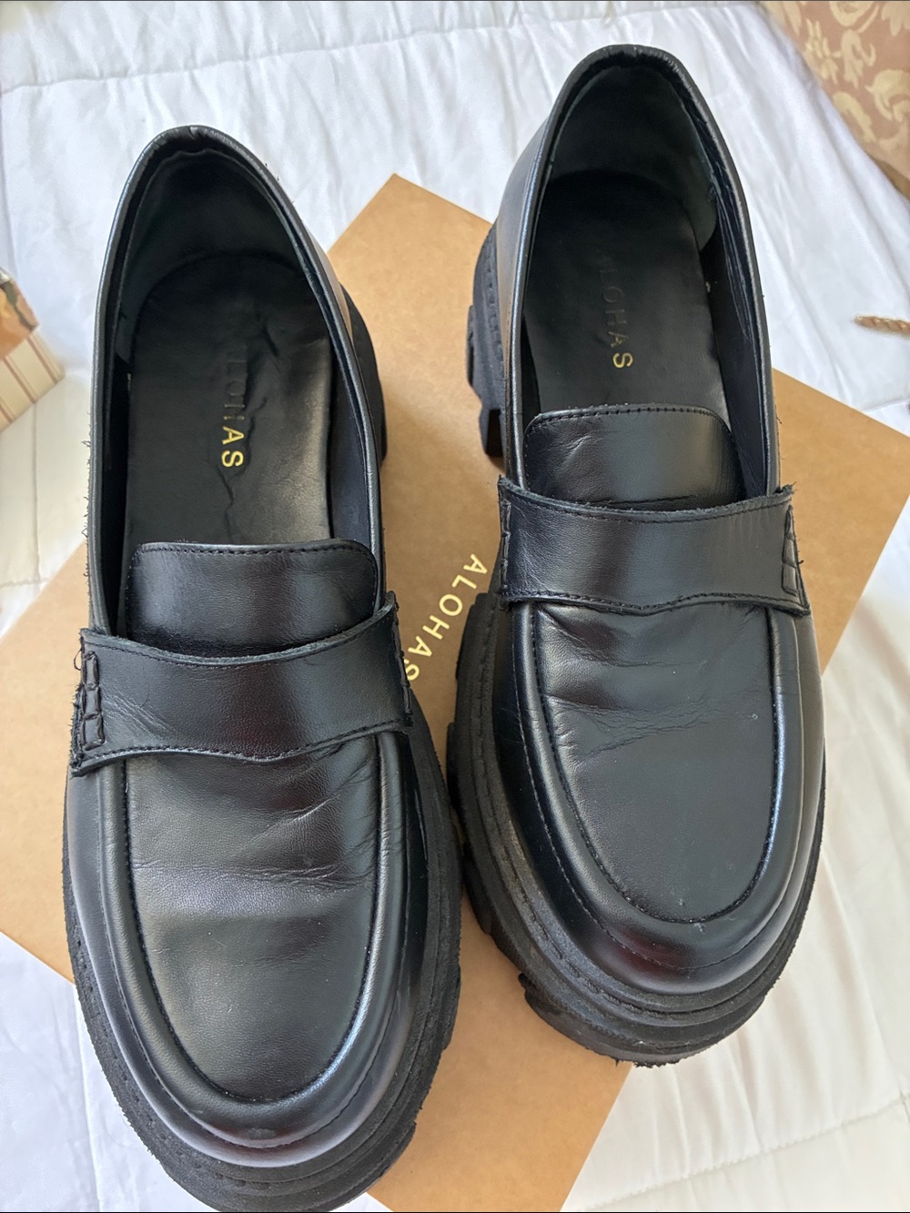 ALOHAS Black Chunky Penny Loafers for Women